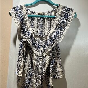 Lucky Brand Black and White Ruffled Cap Sleeve Blouse